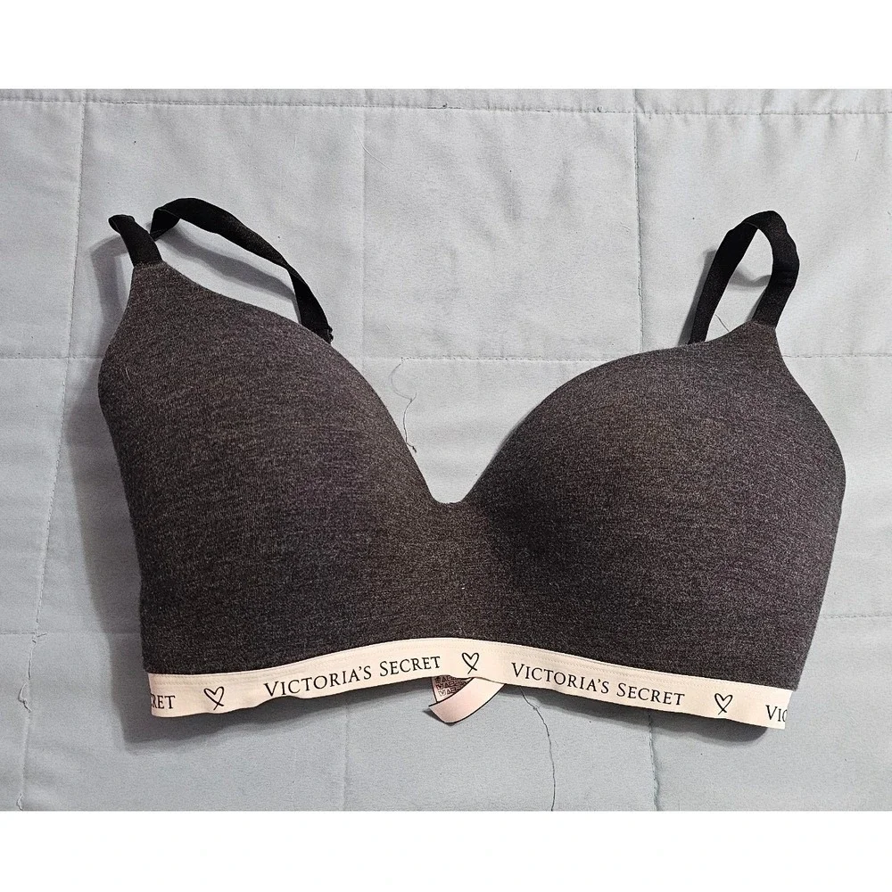 Victoria's Secret Wireless Logo Band T-Shirt Bra Gray 34DDD F75
